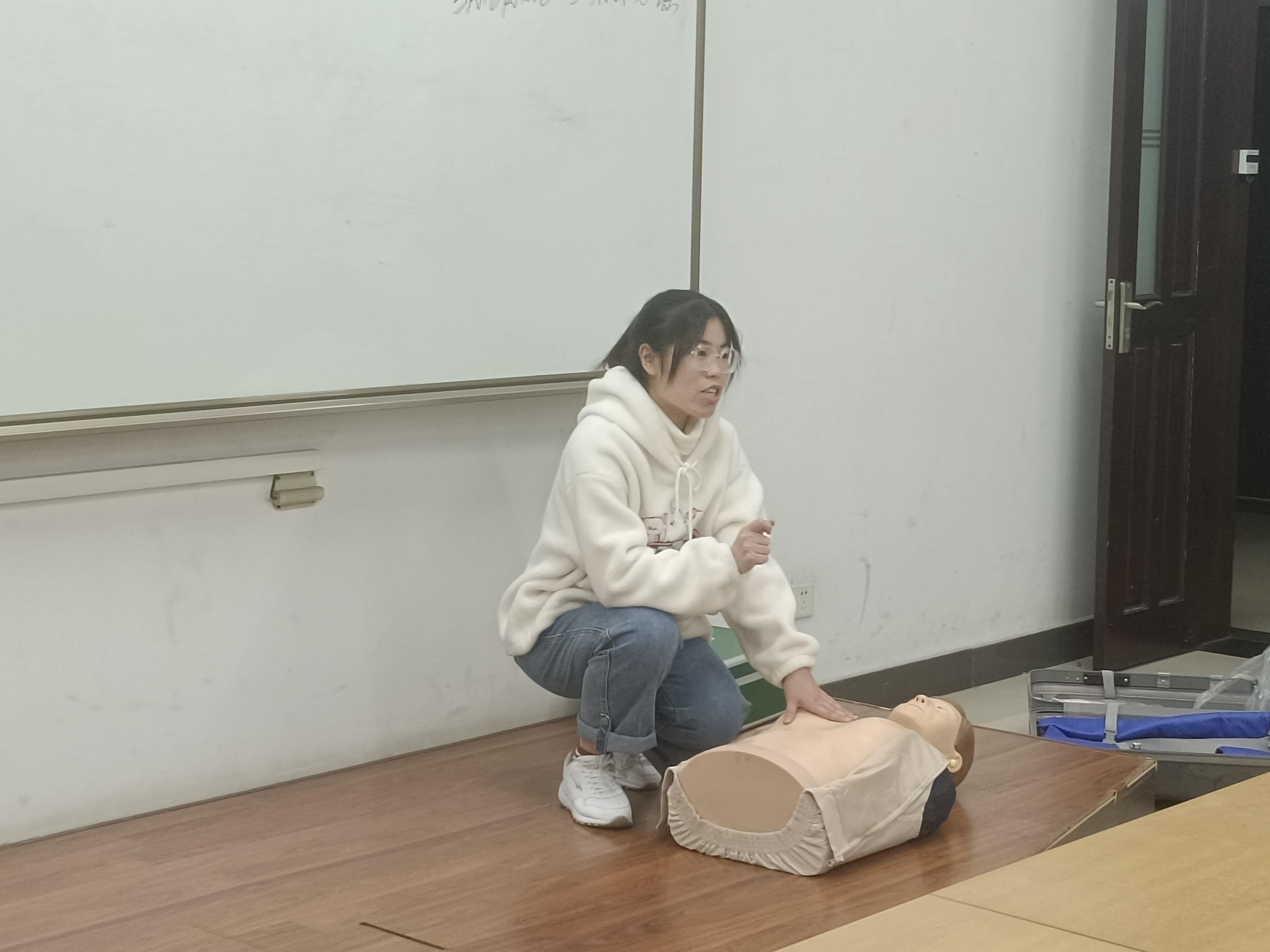 830B1F419FB39298E584DB403C01C7A9