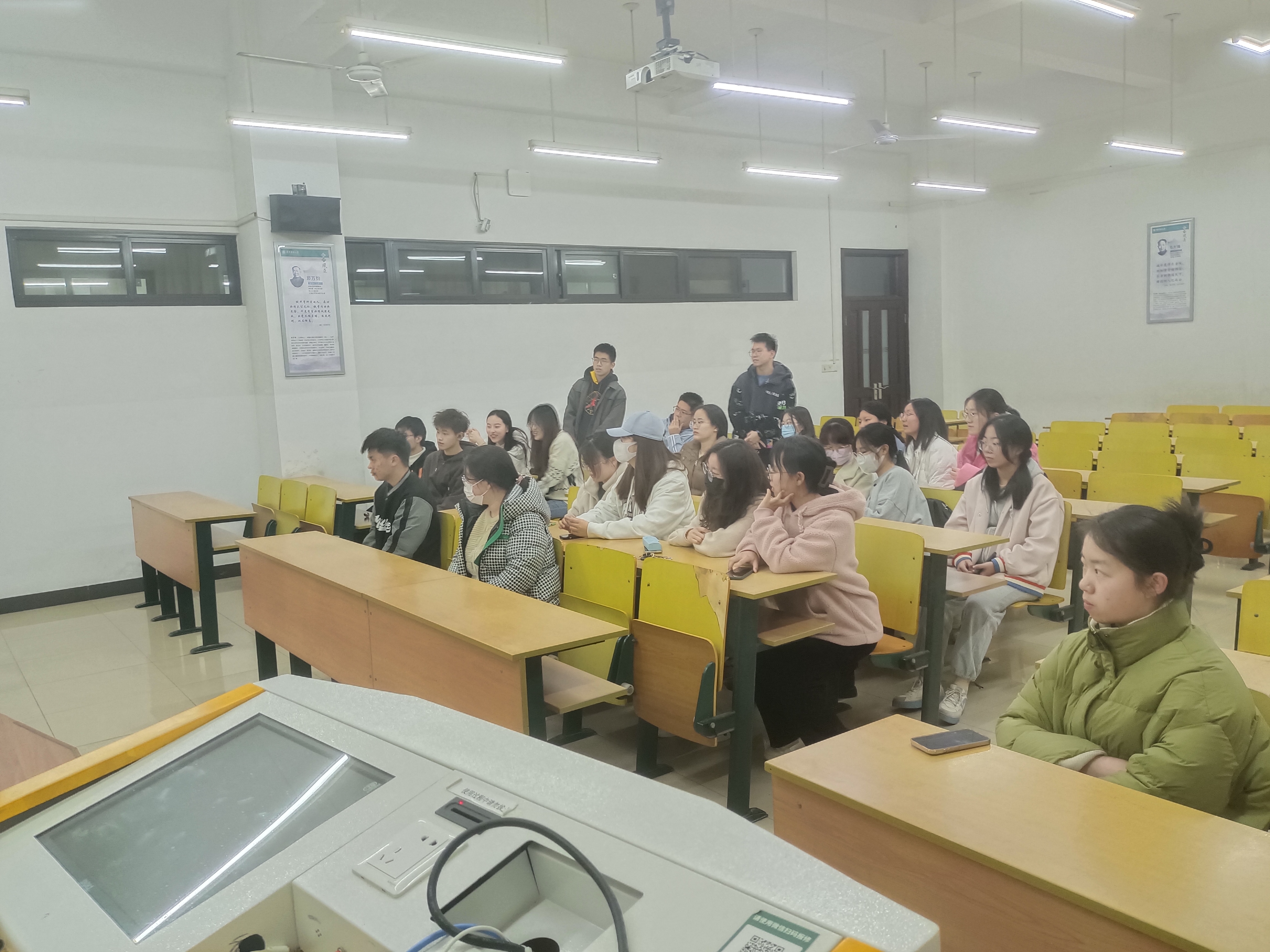 AFB8047F165BB2267A7A8A703DF012AE